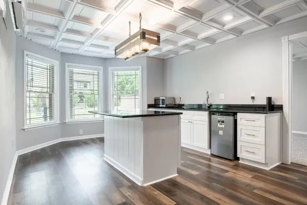 ceilume madison white